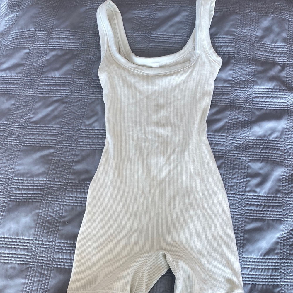 SKIMS bodysuit cotton rib onesie, white, XS